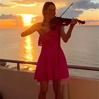 kirsti.music AS | Kirsti Hille violin artist and teacher plays The Nights (Avicii) on her violin